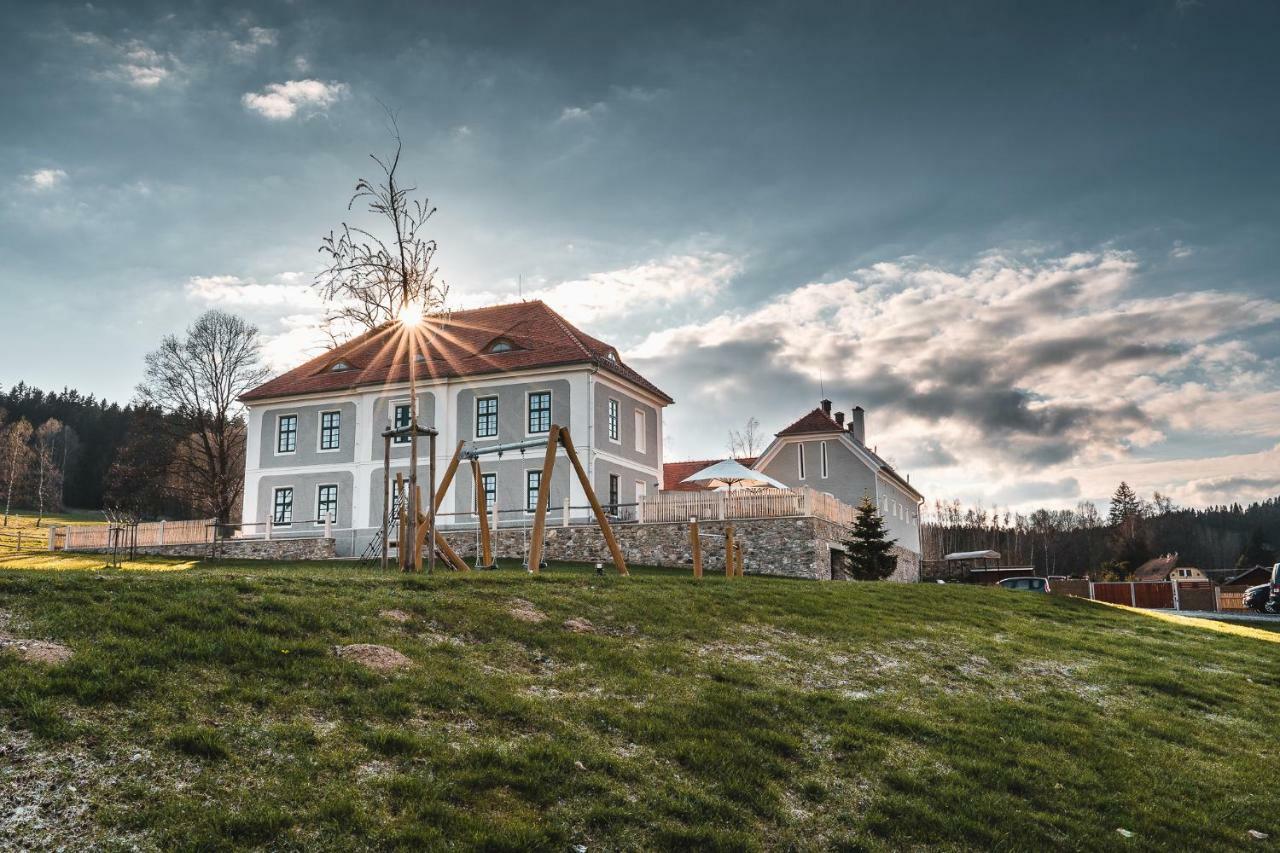 Hotel apartamentowy & Wellness Knizeci Cesta Horní Planá